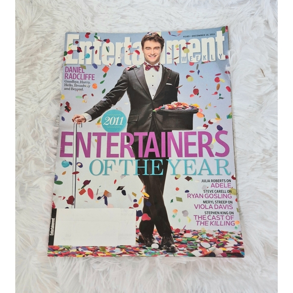 Entertainment Weekly Bundle - Picture 6 of 6